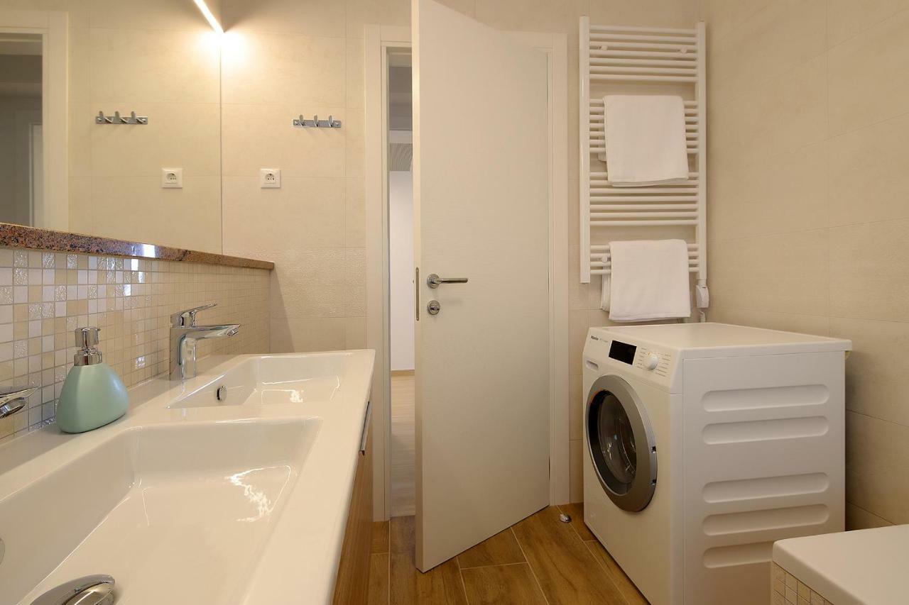 Camelia Apartment Opatija Exterior photo
